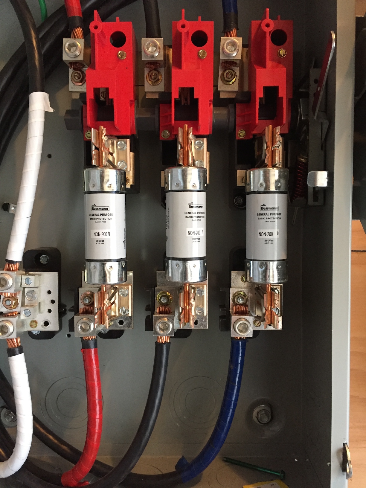 Electrical Fuse Built to Fail in Adverse Conditions