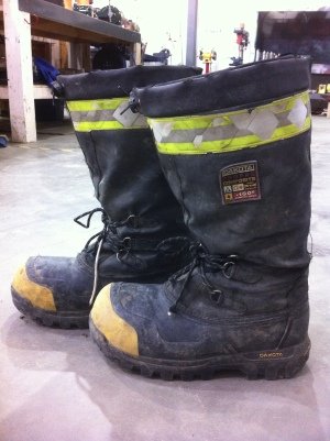 My stinky winter ohm rated work boots